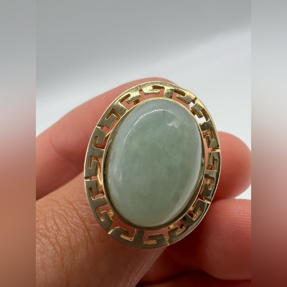 14K jade ring